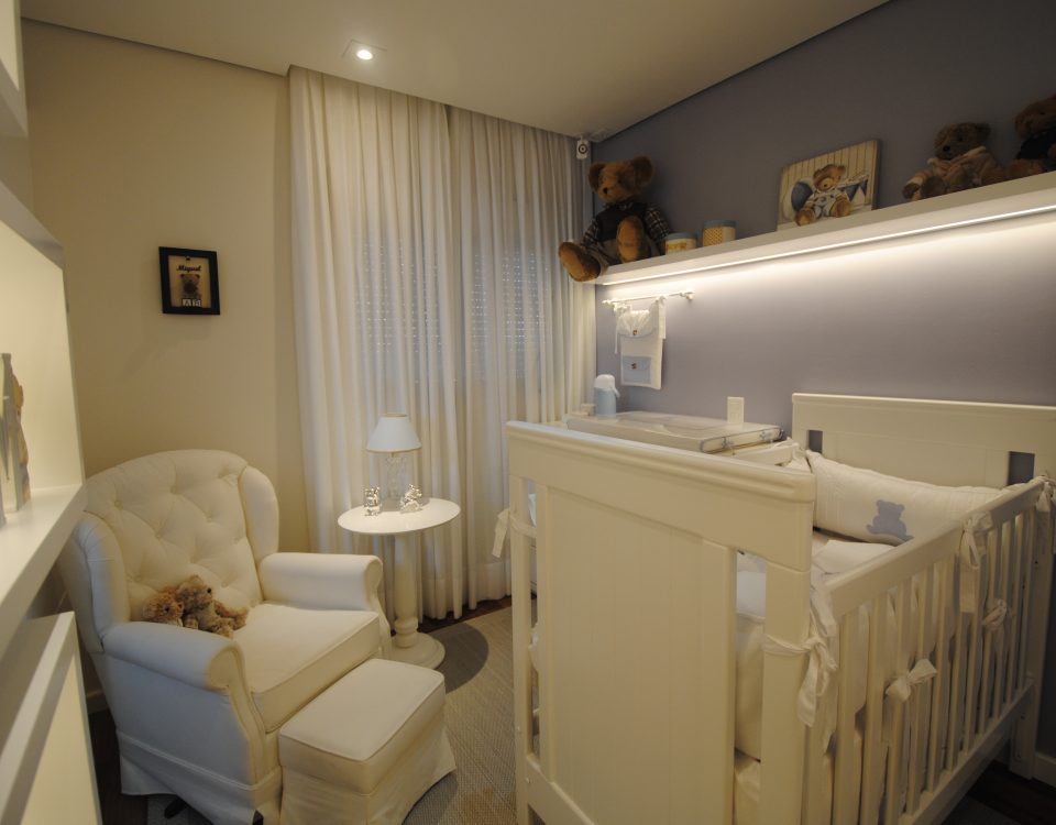 Residência ACEJ - Quarto de Bebê 15m²